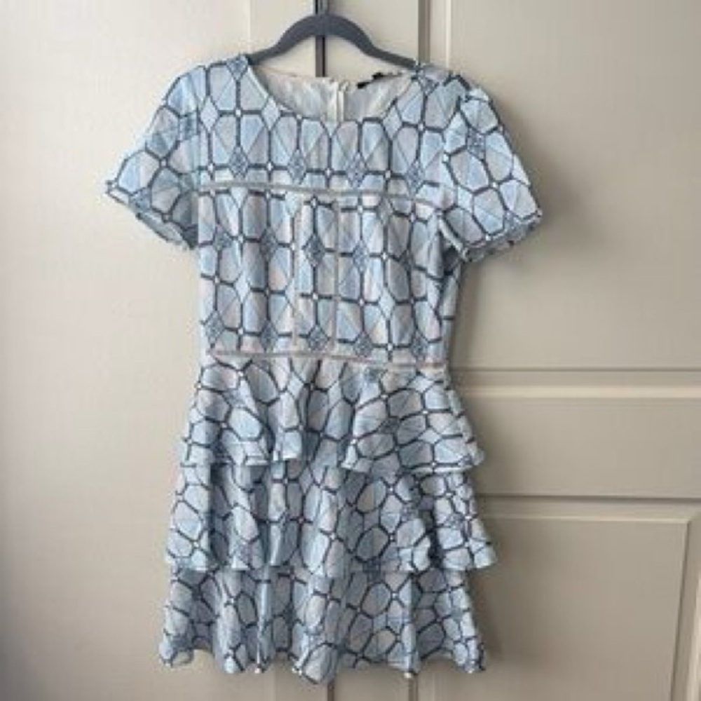Gianni Bini Blue and White Ruffle Mini Dress size L - Picture 5 of 6
